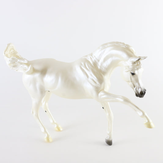 Breyer Thunder Ashquar Sahran White Traditional Horse