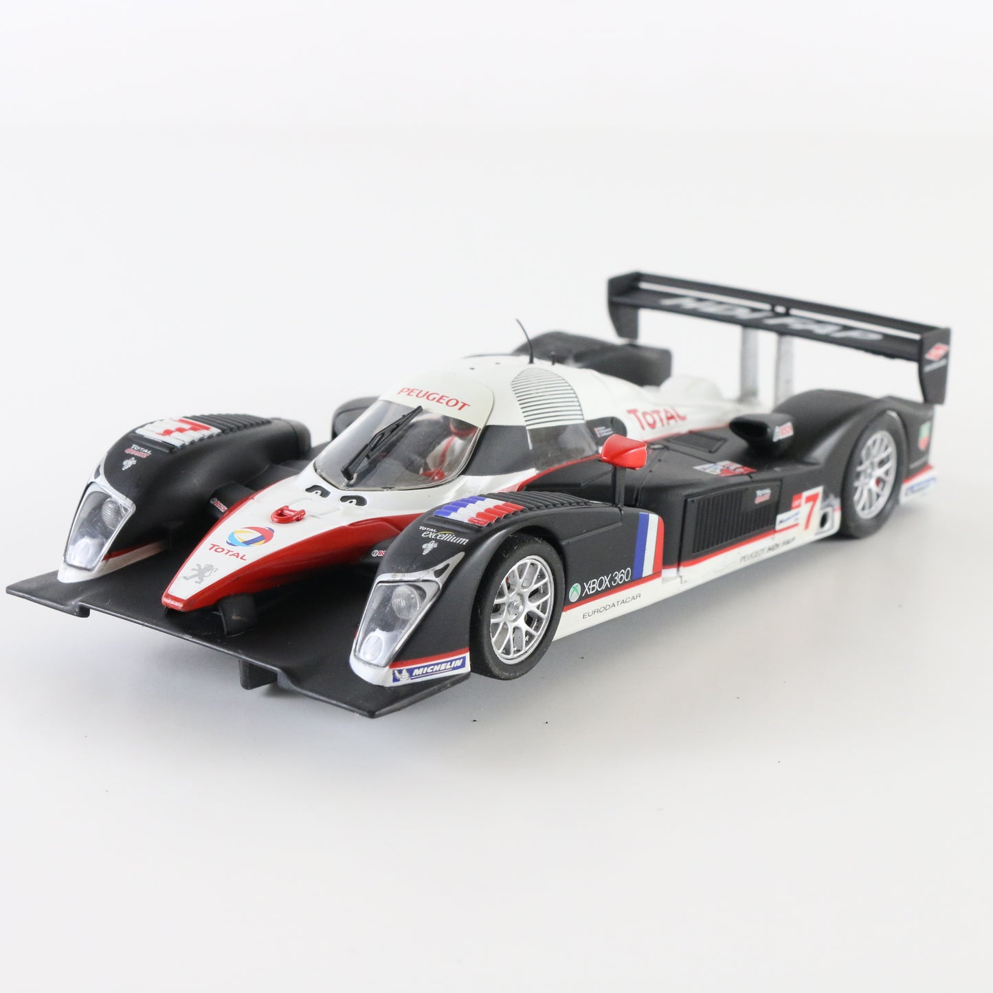 SCX Peugeot 908 HDI FAP Total #7 black white 1:32 slot car