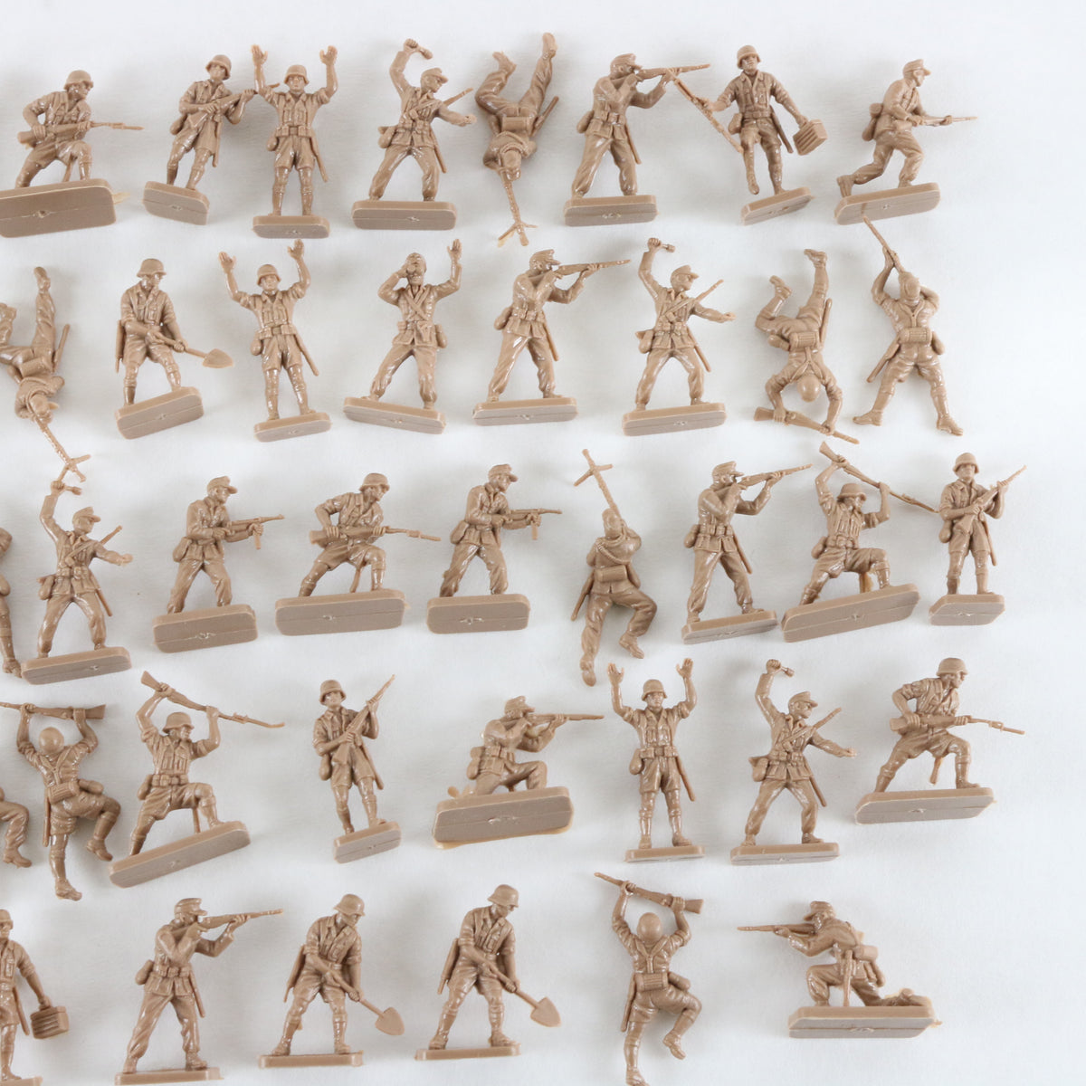 German Afrika Korps WWII Airfix 1:72 A01711 Plastic Model Soldier Figures