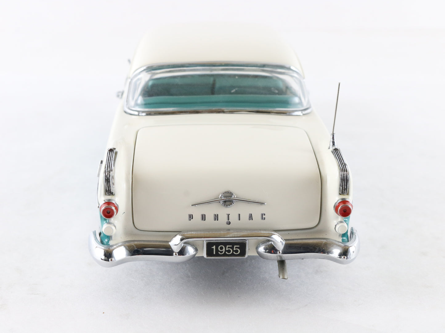1955 Pontiac Star Chief Blue & White Franklin Mint 1:24 Model Car