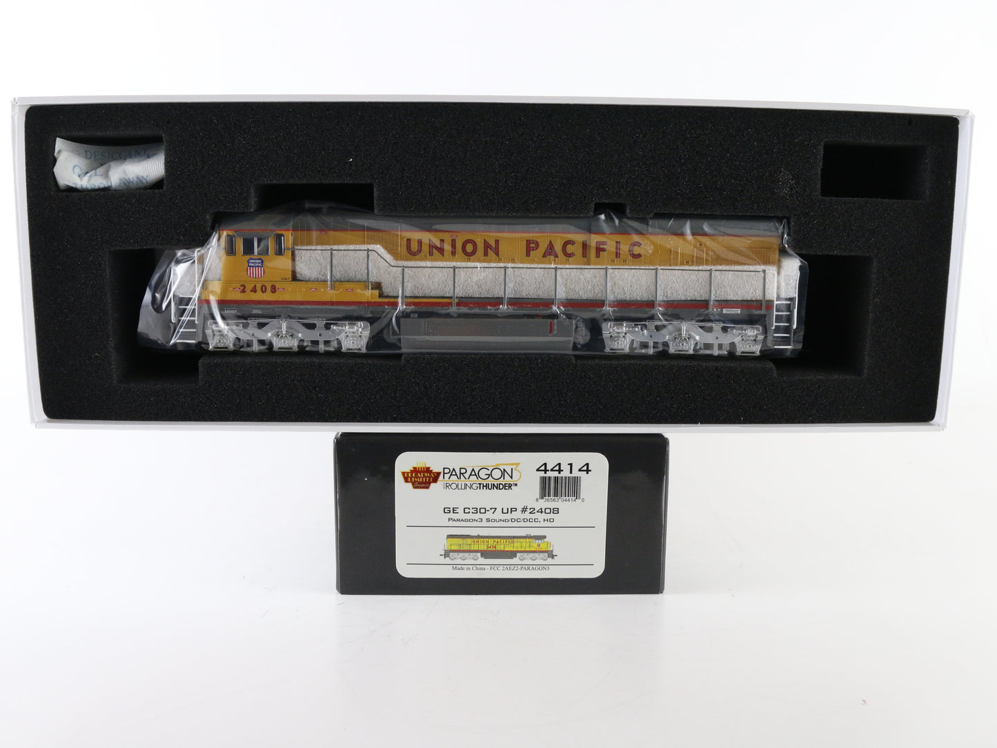 Broadway Limited Paragon HO 4414 Union Pacific UP 2408 GE C30-7 Diesel Engine