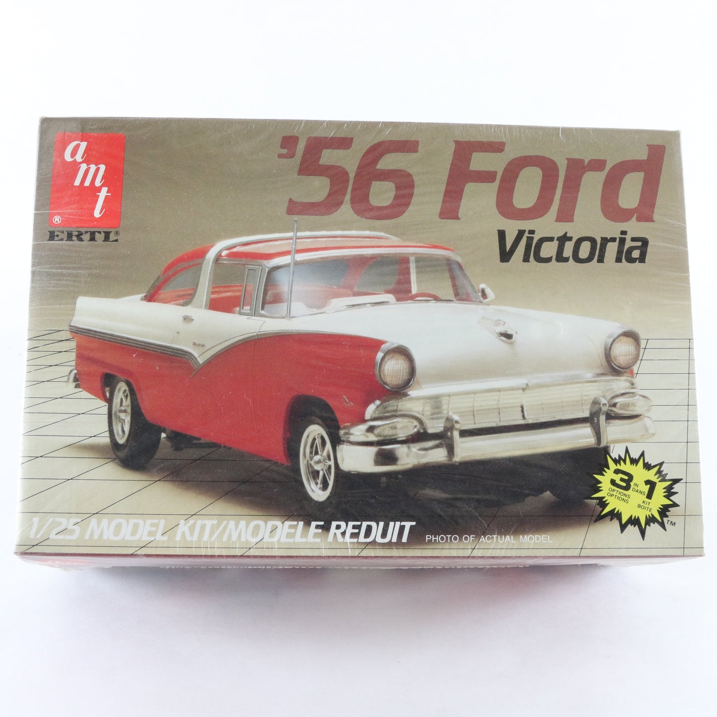 1956 '56 Ford Victoria AMT ERTL 1:25 3 In 1 Plastic Model Kit 6547