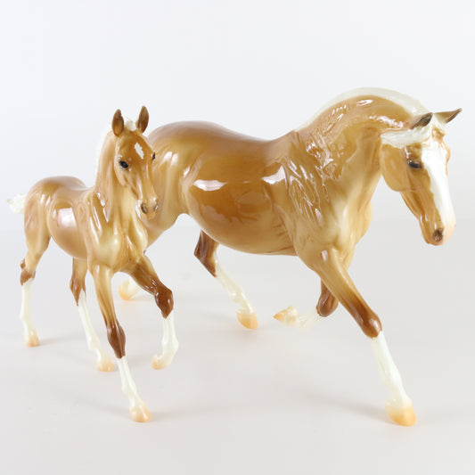 Breyer Poppy & Ollie Andalusian Mare & Foal Vintage Club Palomino Glossy 250 LE