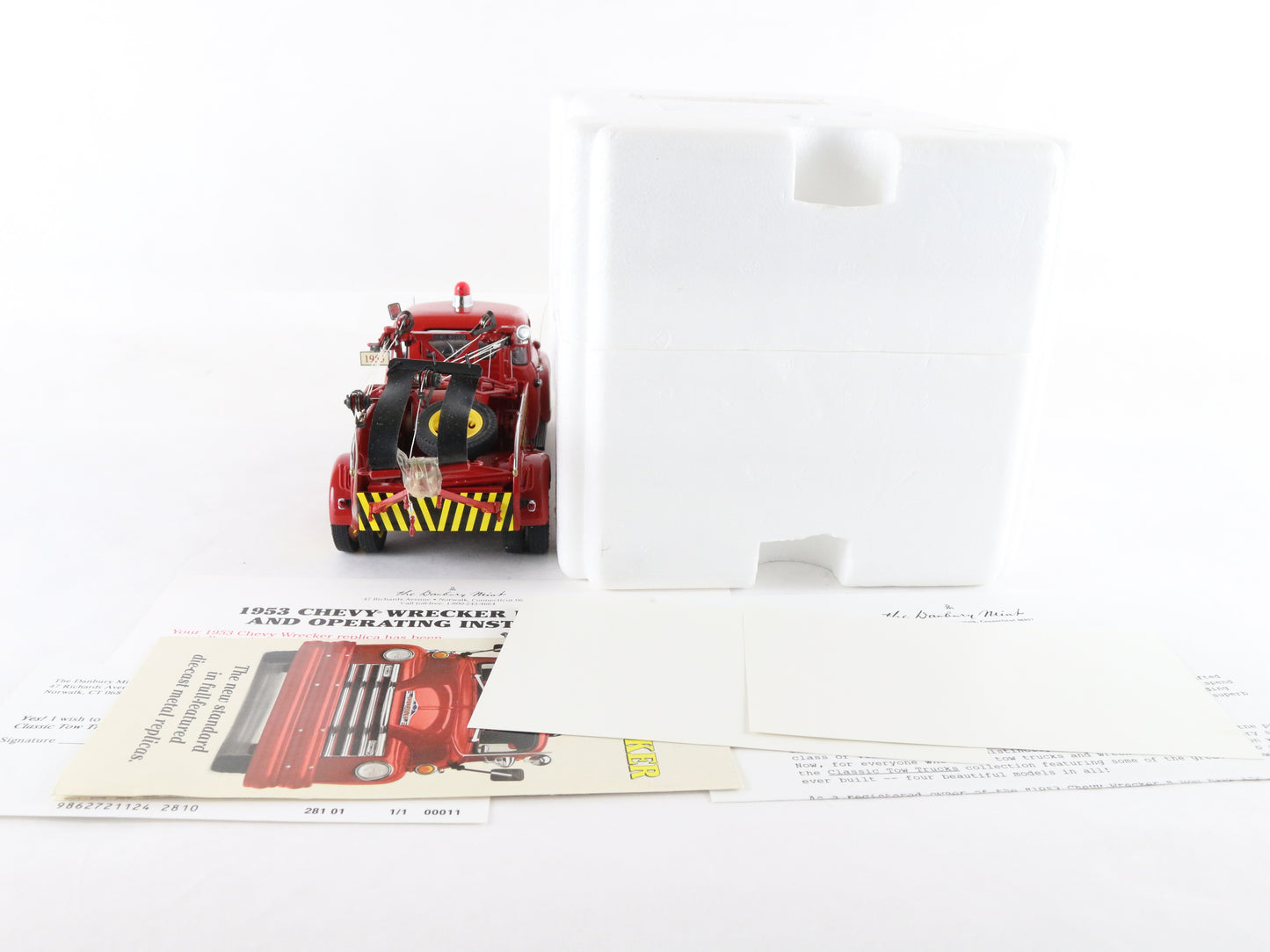 1953 Chevy 1-Ton Wrecker DM Road Service Red Danbury Mint 1:24 Diecast Tow Truck