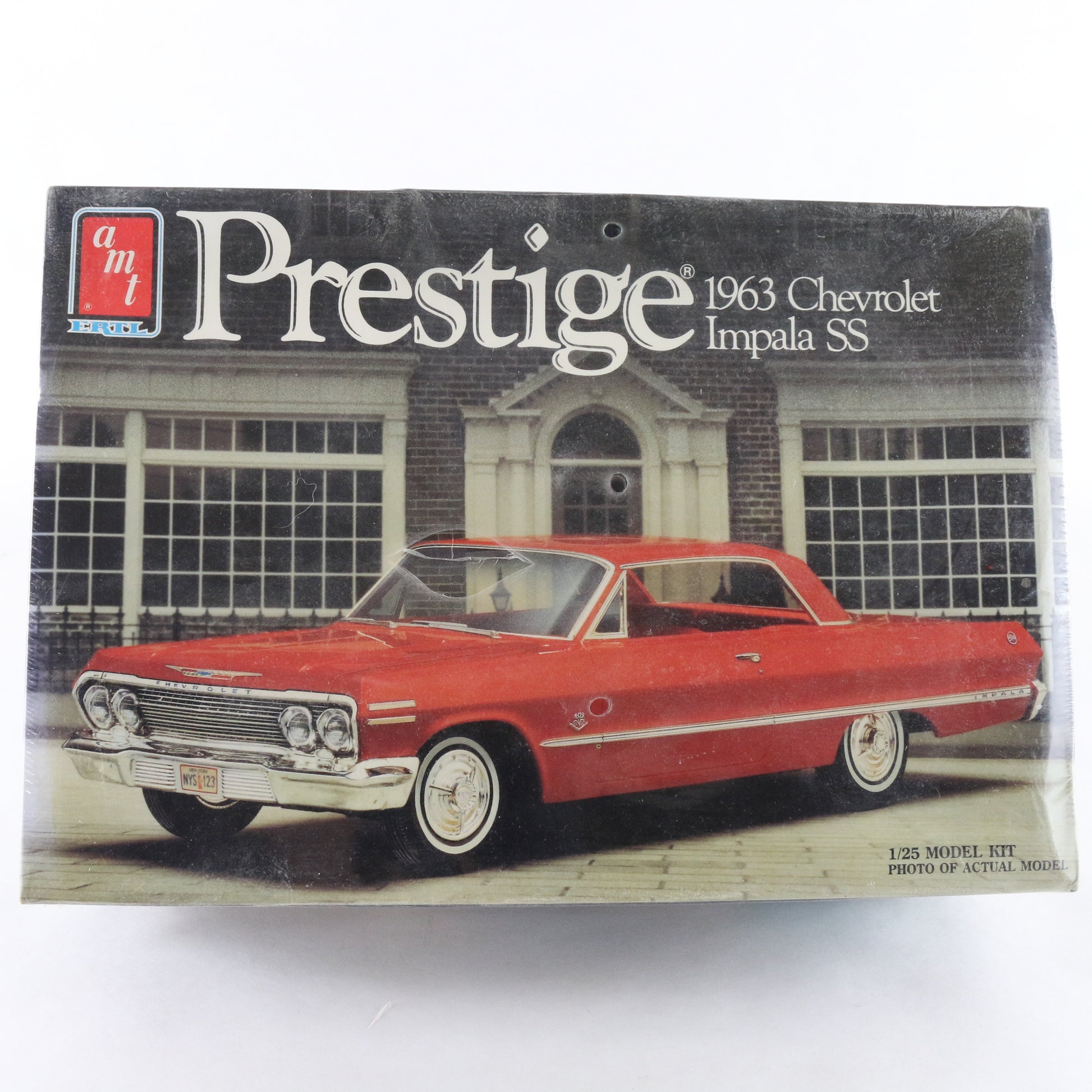 1963 Chevrolet Impala SS Stock Prestige AMT ERTL 1:25 Model Kit 6834