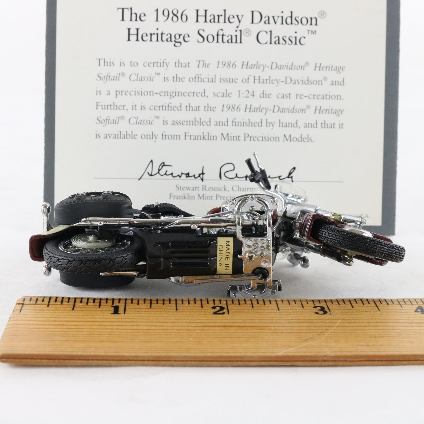 1986 Harley Davidson Heritage Softail Classic Franklin Mint 1:24 Motorcycle