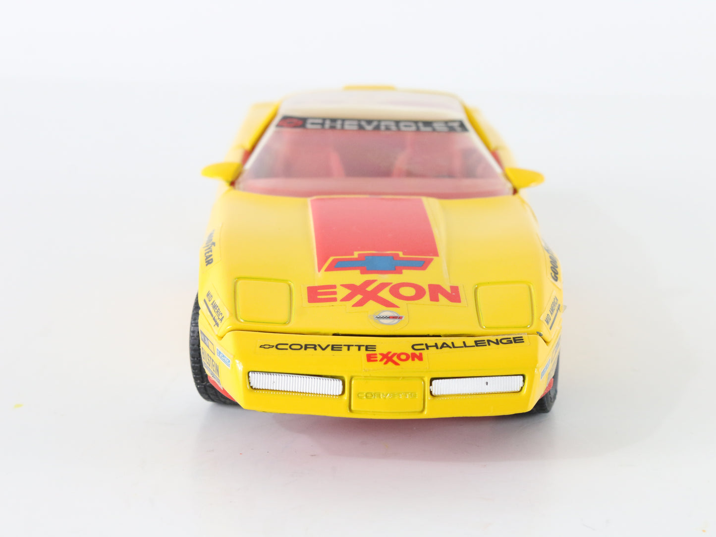 1989 Chevy Corvette Zr-1 Exxon #89 Yellow Revell 1:24 Metal Model Car