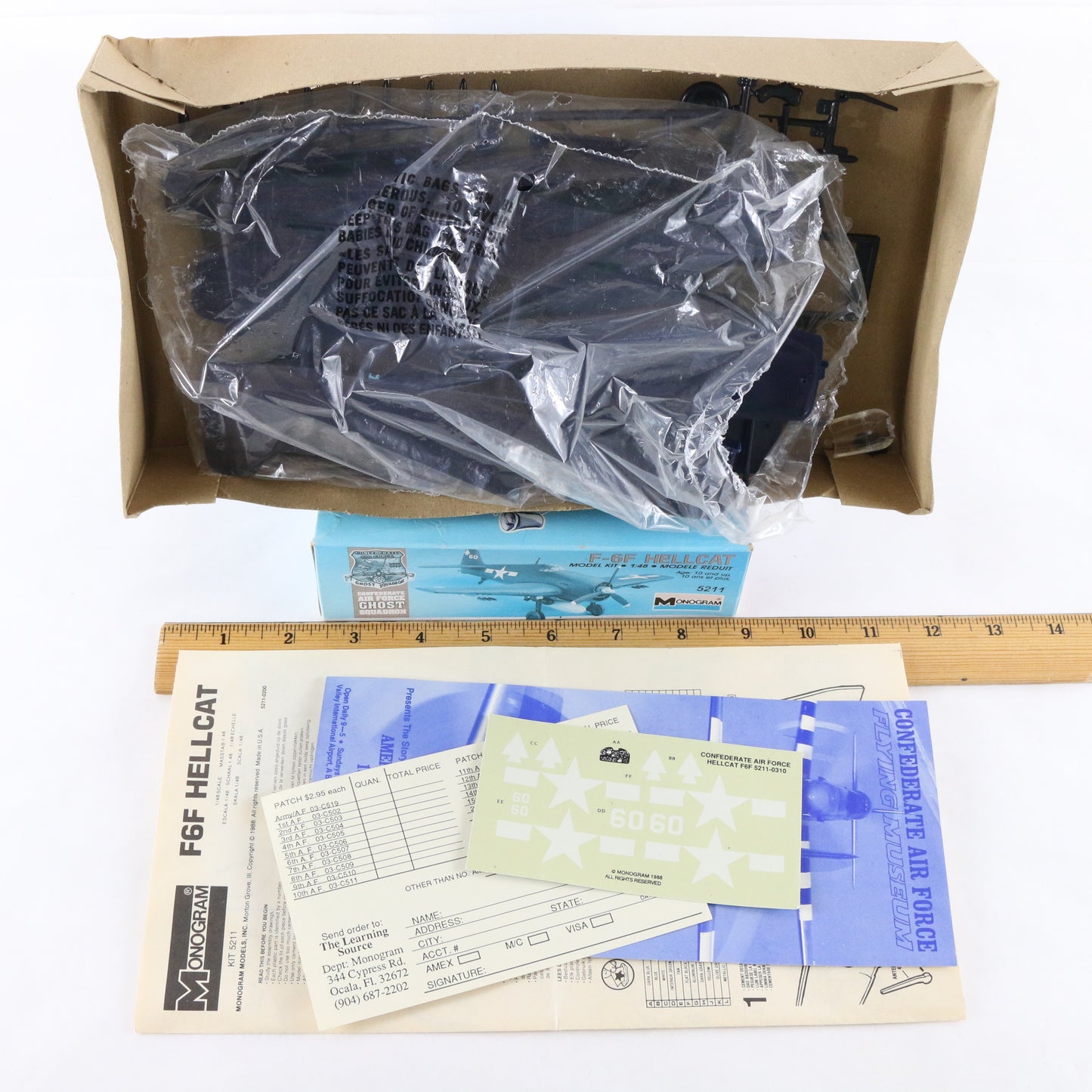 F-6F Hellcat Fighter Plane USAF Ghost Squadron Monogram 1:48 Model Kit 5211