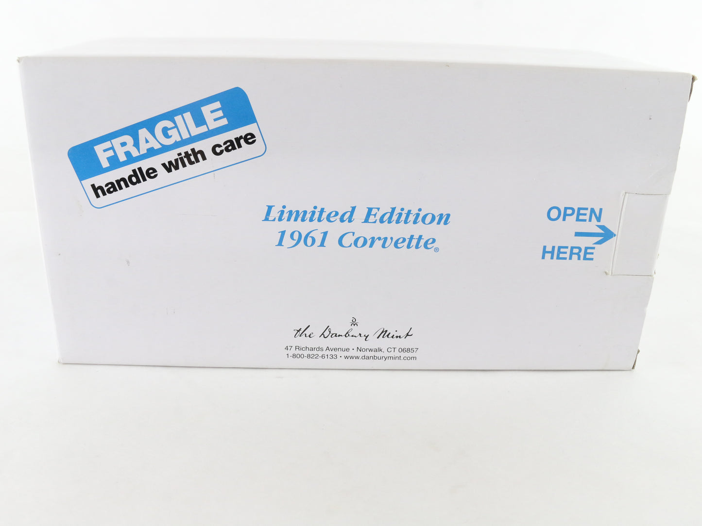 1961 Chevy Corvette Convertible Blue White Limited Danbury Mint 1:24 AS-IS