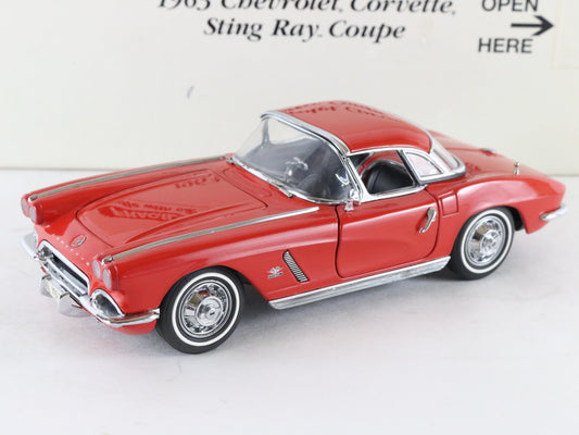 1962 Chevy Corvette Convertible Red Danbury Mint 1:24 Diecast Car