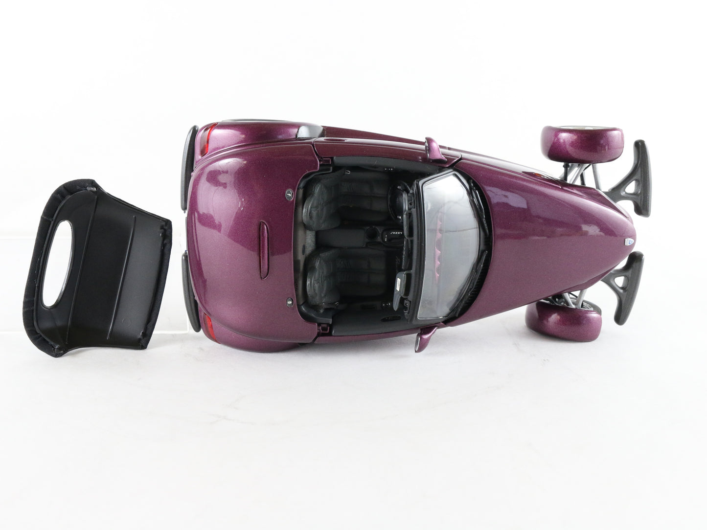 Plymouth Prowler Convertible Purple Danbury Mint 1:24 Diecast Model