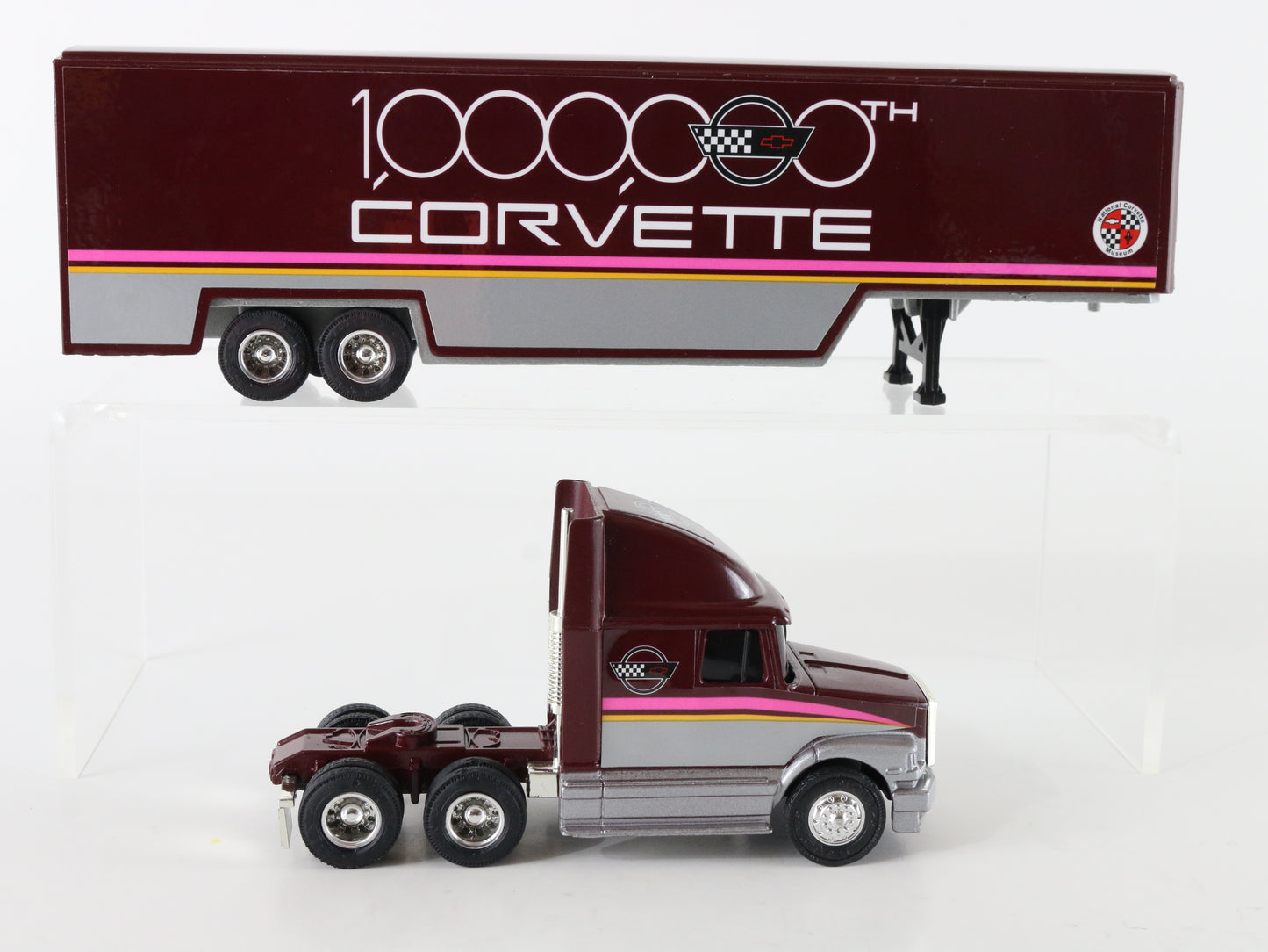 White GMC Integral Sleeper Aero E6 Metal Semi Truck & Corvette Trailer 1:64