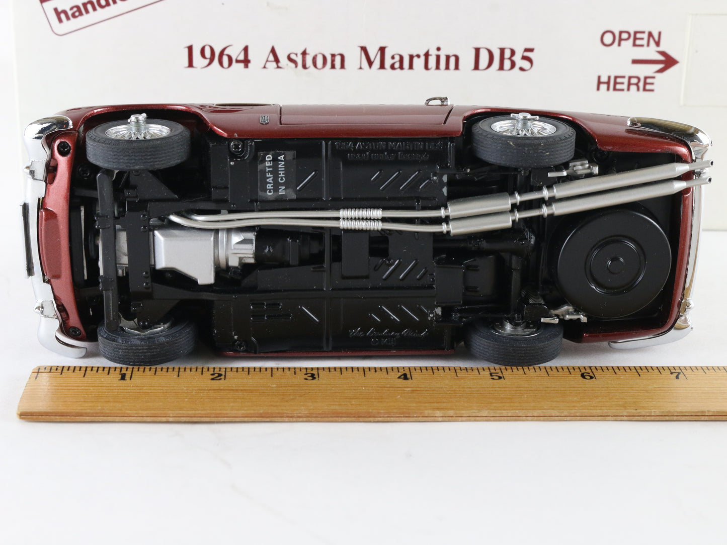 1964 Aston Martin DB5 Red Danbury Mint 1:24 Diecast Model Car