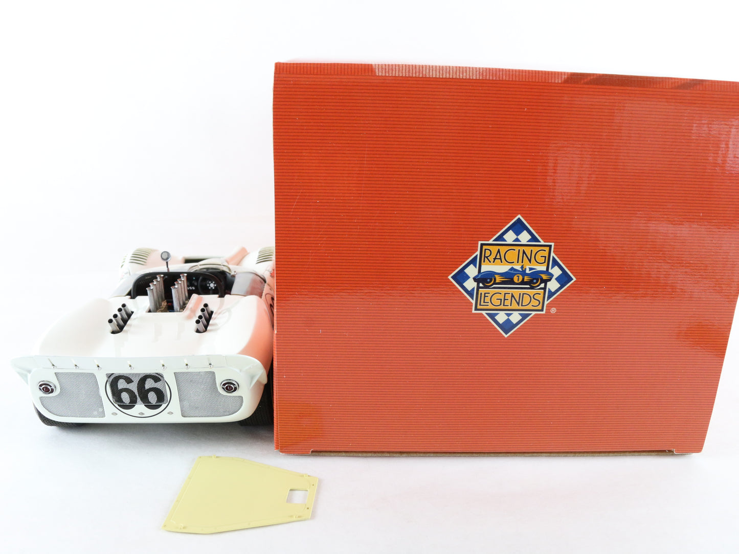 Exoto 1:18 1st ROAD AMERICA 500 1965 Exoto Chaparral 2 No. 66