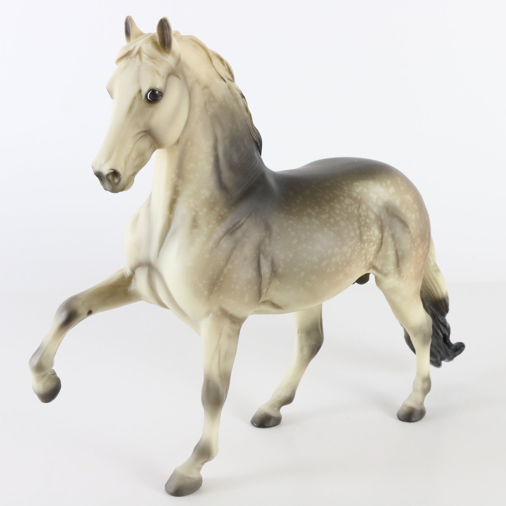 Breyer Peruvian Paso Dapple Gray Traditional Horse