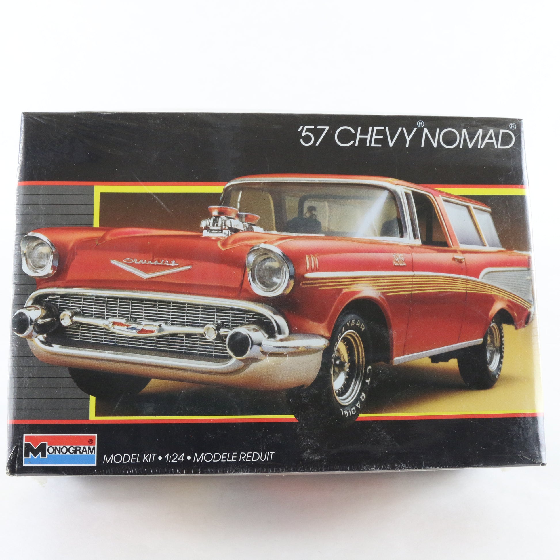 1957 '57 Chevy Chevrolet Nomad Monogram 1:24 Model Car Kit 2740