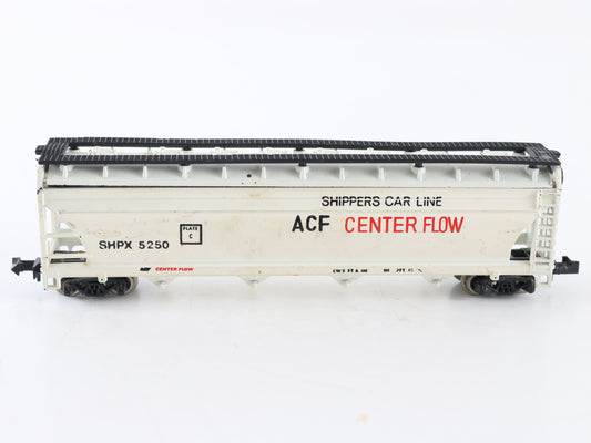 Atlas N SHPX 5250 ACF Center Flow Hopper Car
