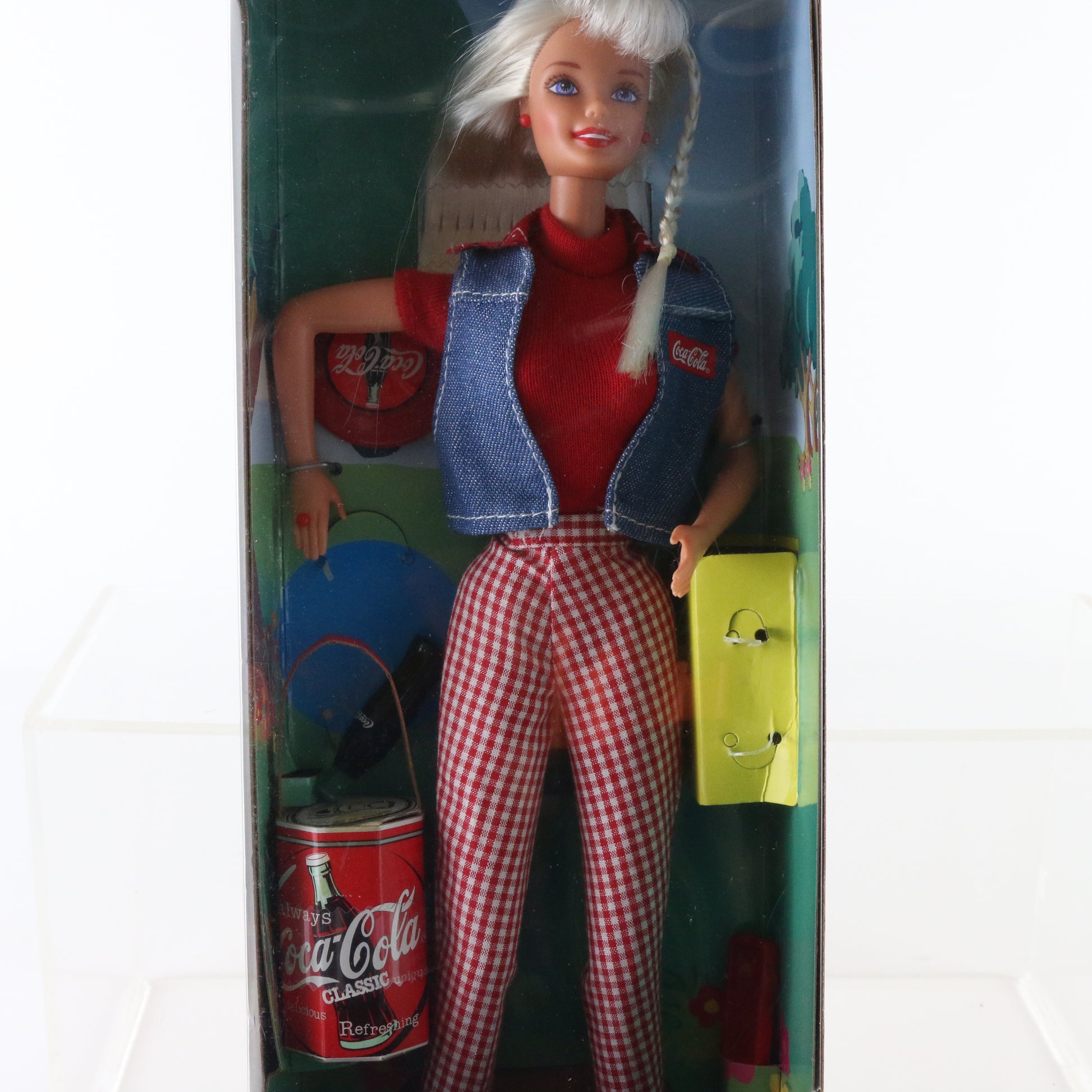 Coca-Cola Picnic Barbie Doll 1997 Mattel 19626 vintage Coca-Cola theme classic picnic outfit