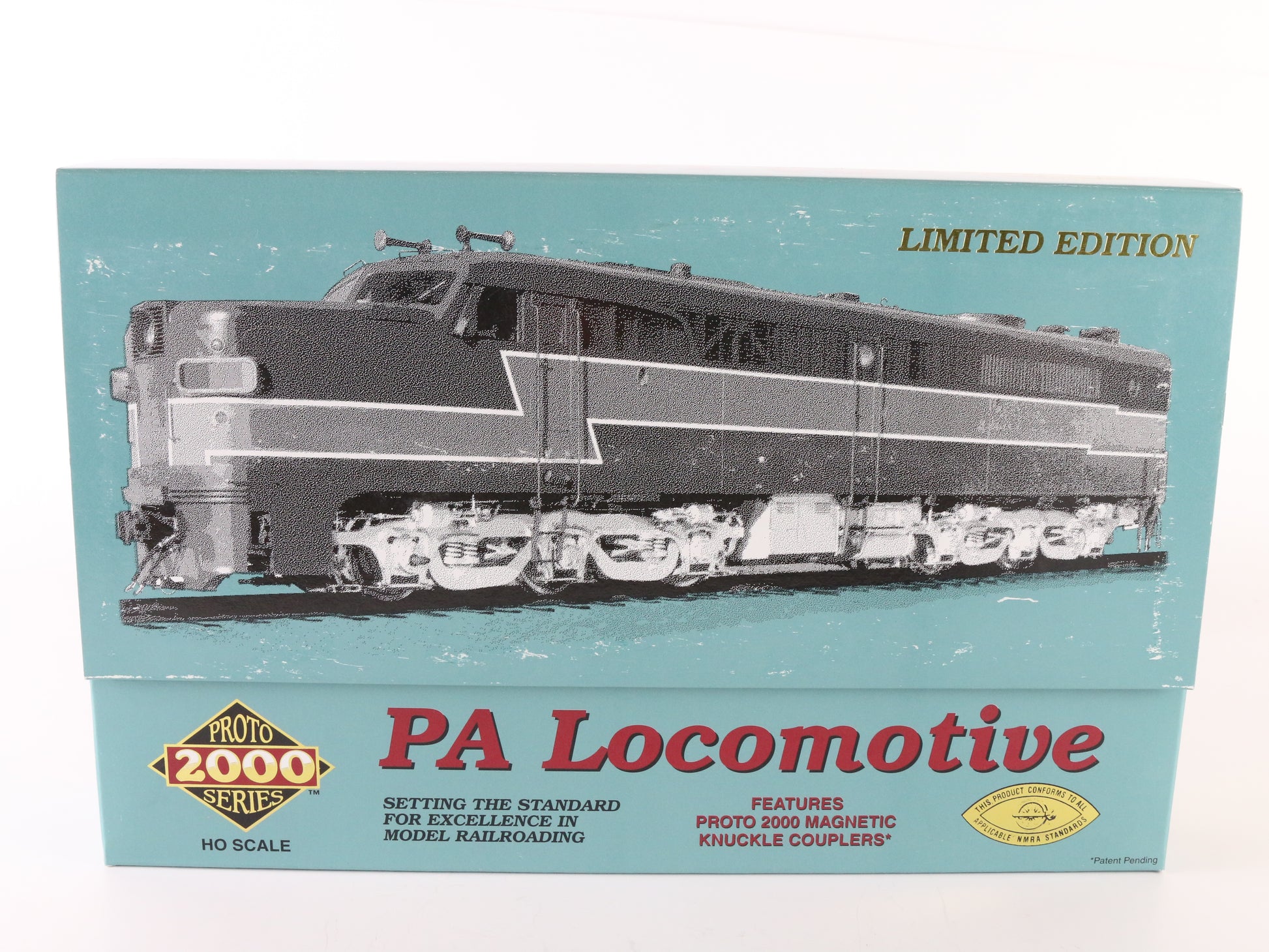 Proto 2000 HO Lehigh Valley 611 PA Diesel Locomotive