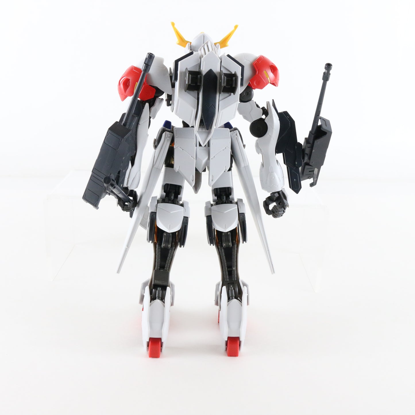 Gundam MG 1:100 Barbatos Lupus Bandai Iron Blooded Orphan BUILT W/ Accessories