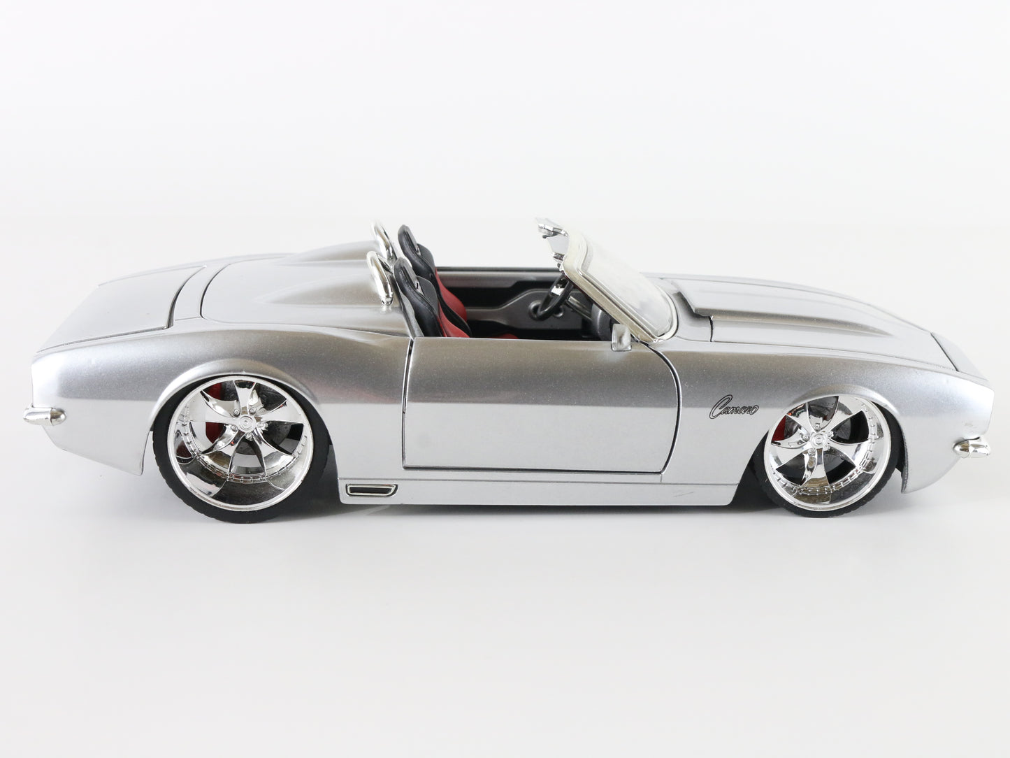 1967 Chevy Camaro Convertible Silver Jada Toys 1:24 90758