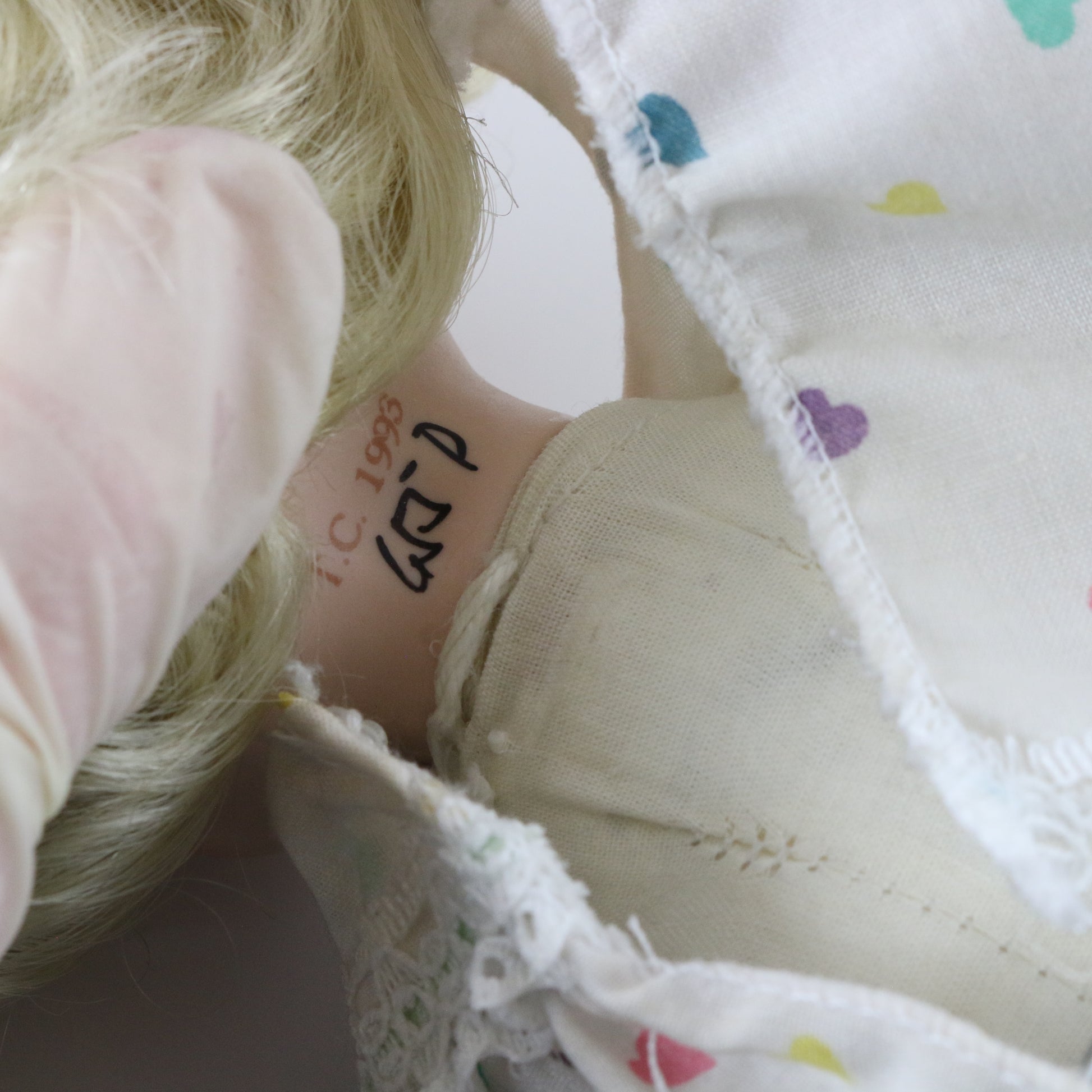 Elizabeths Pajama Party Paradise Galleries 14" Porcelain Doll 655d