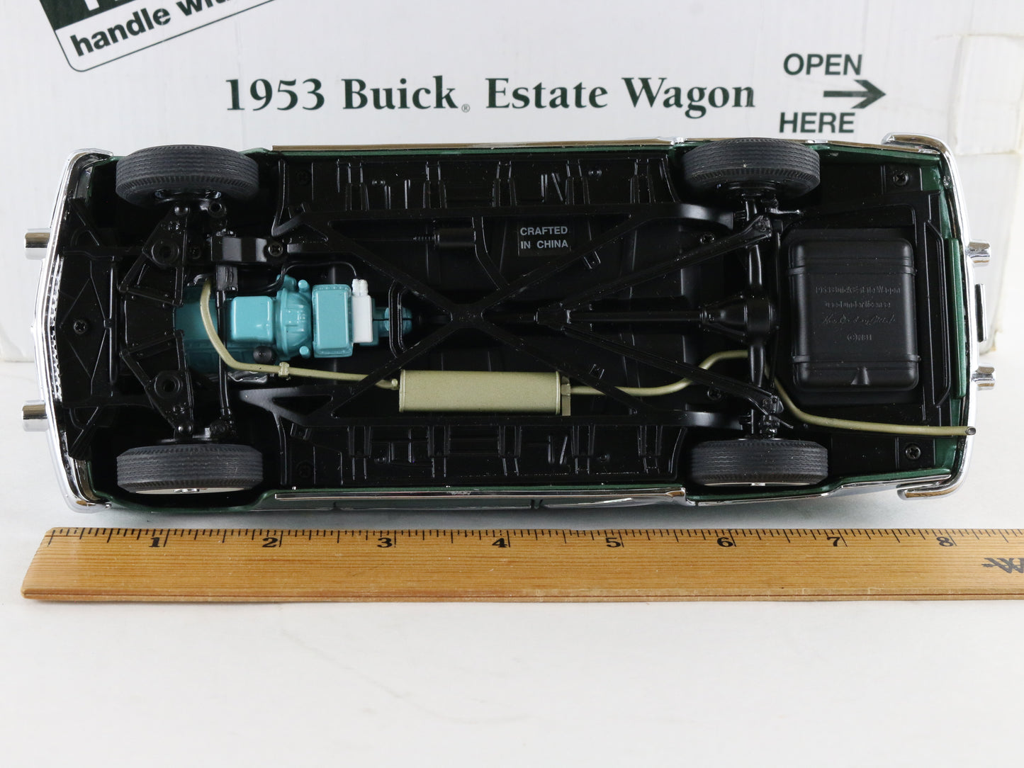 1953 Buick Estate Wagon Green Wood Panel Danbury Mint 1:24 Diecast Model