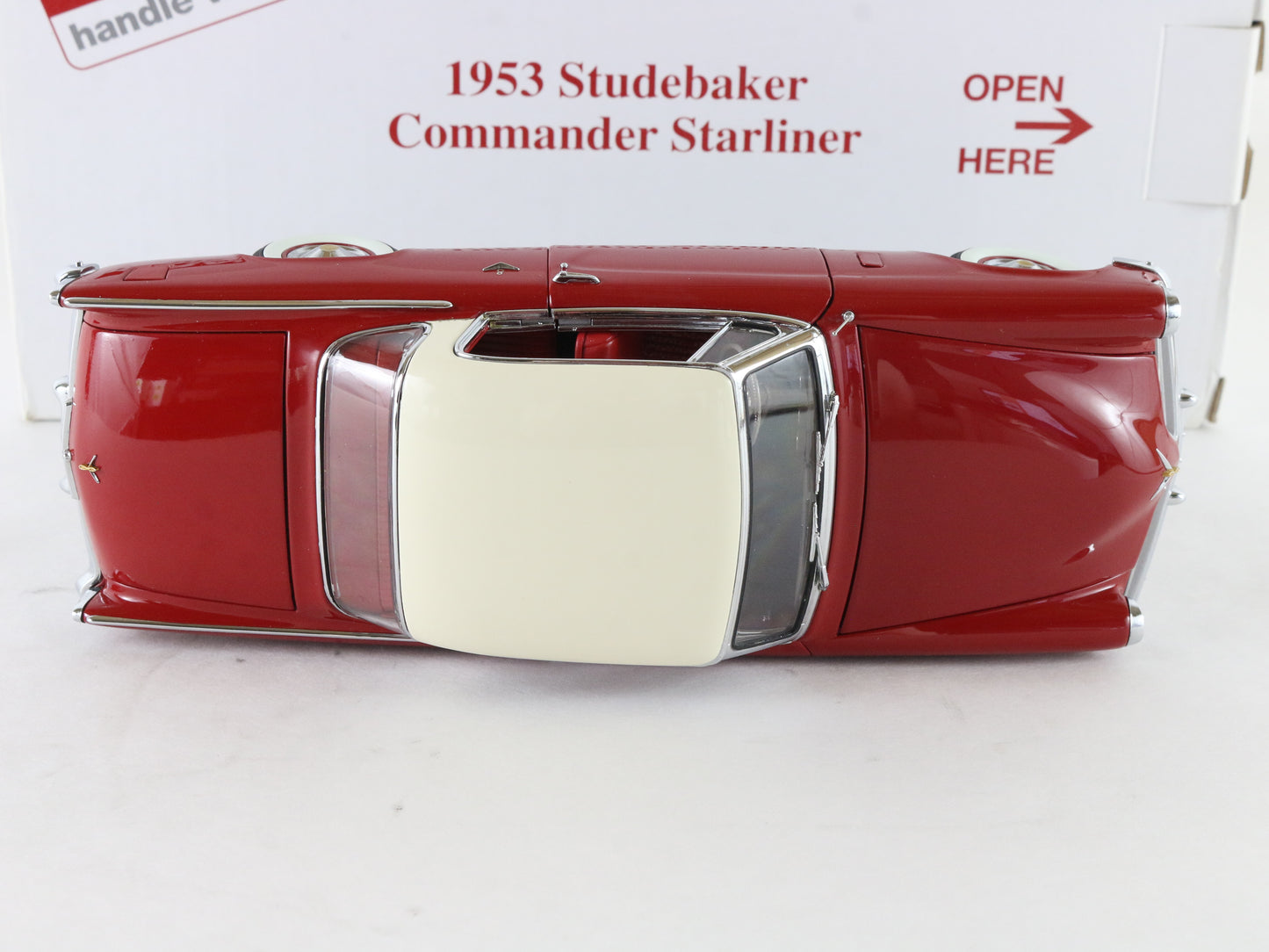 1953 Studebaker Commander Starliner Hardtop Red White Danbury Mint 1:24 Diecast
