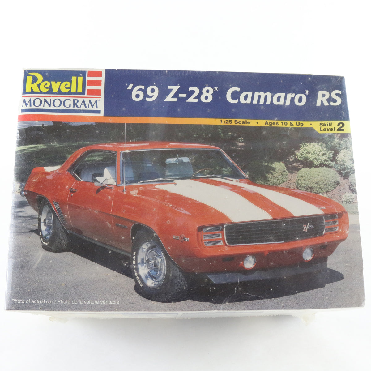 1969 '69 Z-28 Camaro RS Revell Monogram 1:25 Model Car Kit 85-7457