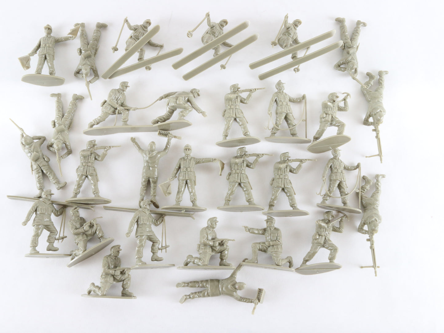 German Mountain Troops WWII Soldiers Airfix 1:32 A04713 Plastic Model Figures