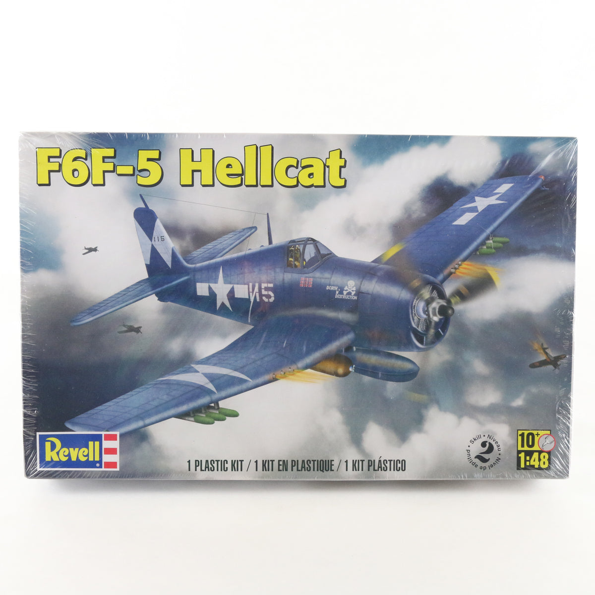 F6F-5 Hellcat WW2 Fighter Plane Revell 1:48 Model Aircraft Kit 85-5262