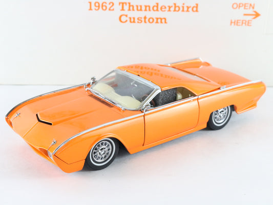 1962 Thunderbird Custom Orange Convertible Danbury Mint 1:24 Diecast Car