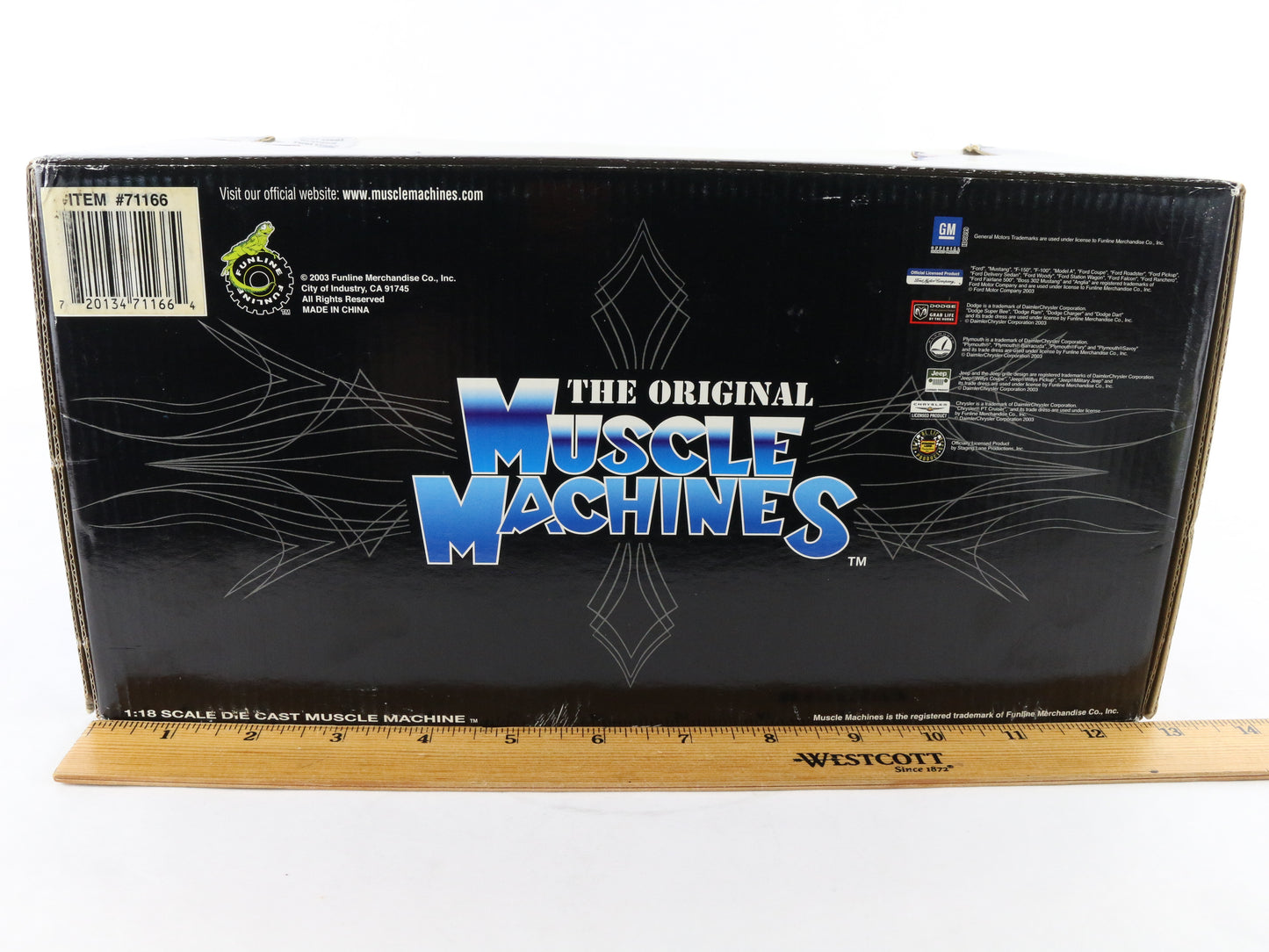 1929 Model A Too Cool Flying Eye Muscle Machines 1:18 71166 Diecast Car Sealed