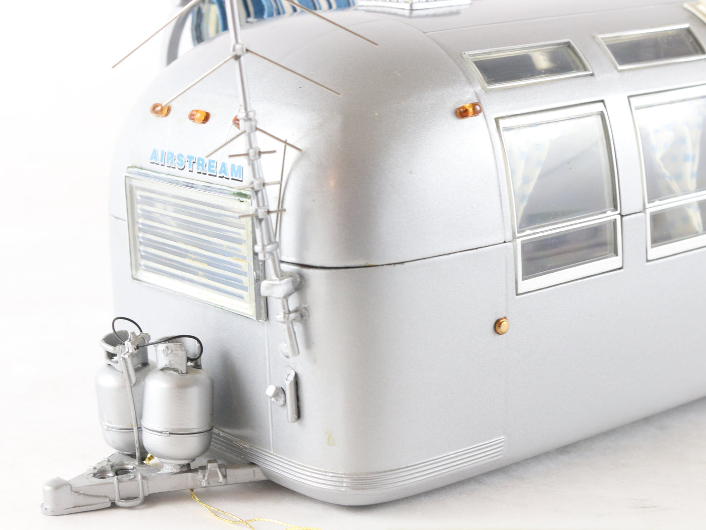 1968 Airstream Trailer Silver Franklin Mint 1:24 Metal Trailer W/ Interior