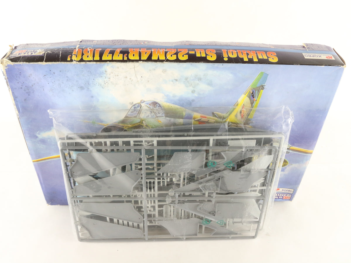Sukhoi SU-22M4R 77JBG Attack Plane Master Craft 1:48 Model Kit AX-10 3156