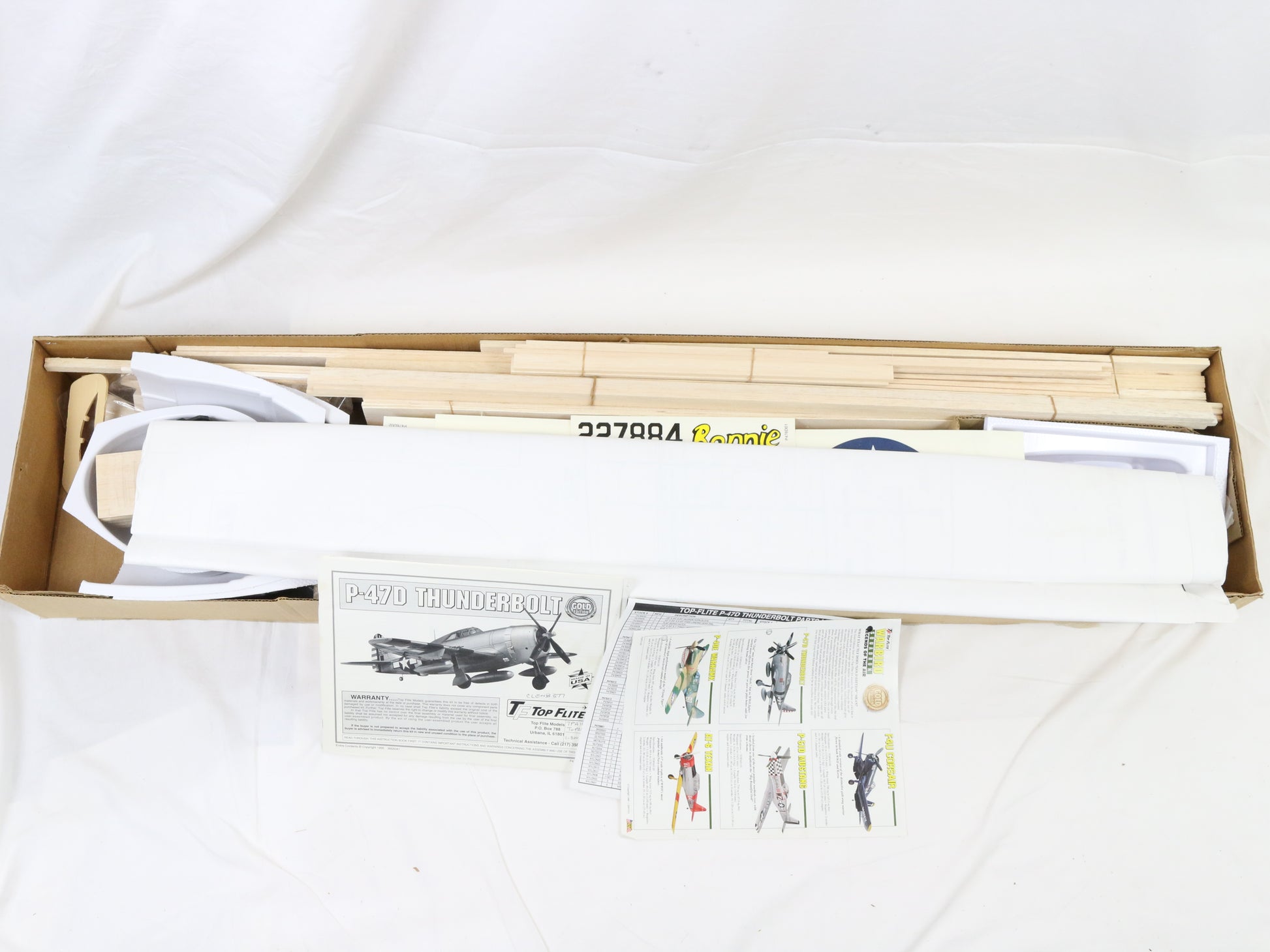 Top Flite Gold P-47d Thunderbolt 63" Wingspan Wood RC Kit