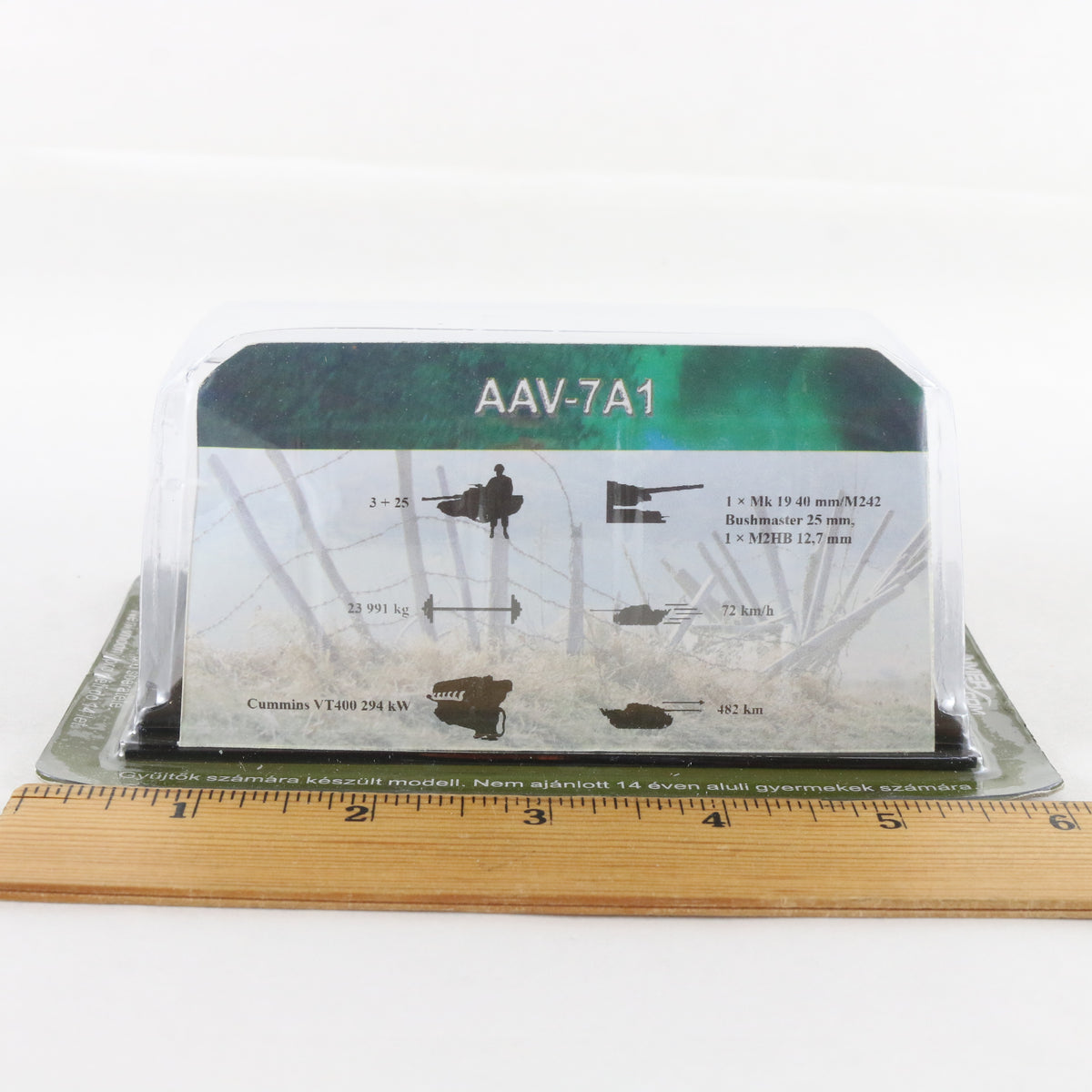 AAV-7A1 1991 Assault Amphibious Vehicle FMC Amercom 1:72 Diecast Vehicle