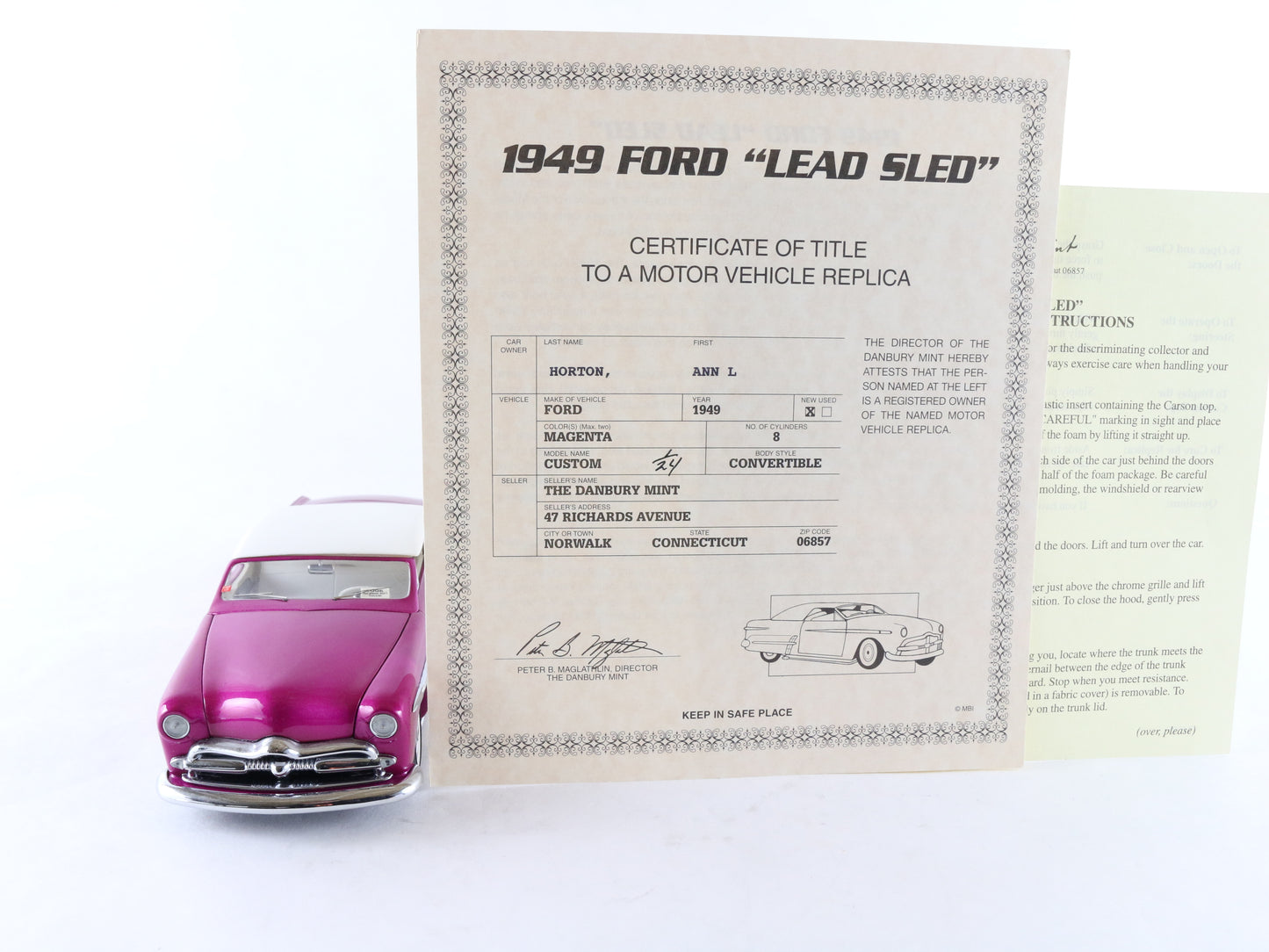 1949 Ford Custom Lead Sled Magenta White Roof Danbury Mint 1:24 Model Car