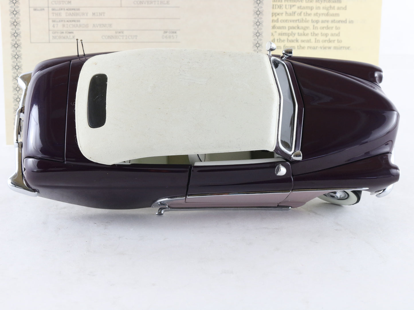1950 Mercury Custom Convertible Purple Pink Danbury Mint 1:24 Model Car