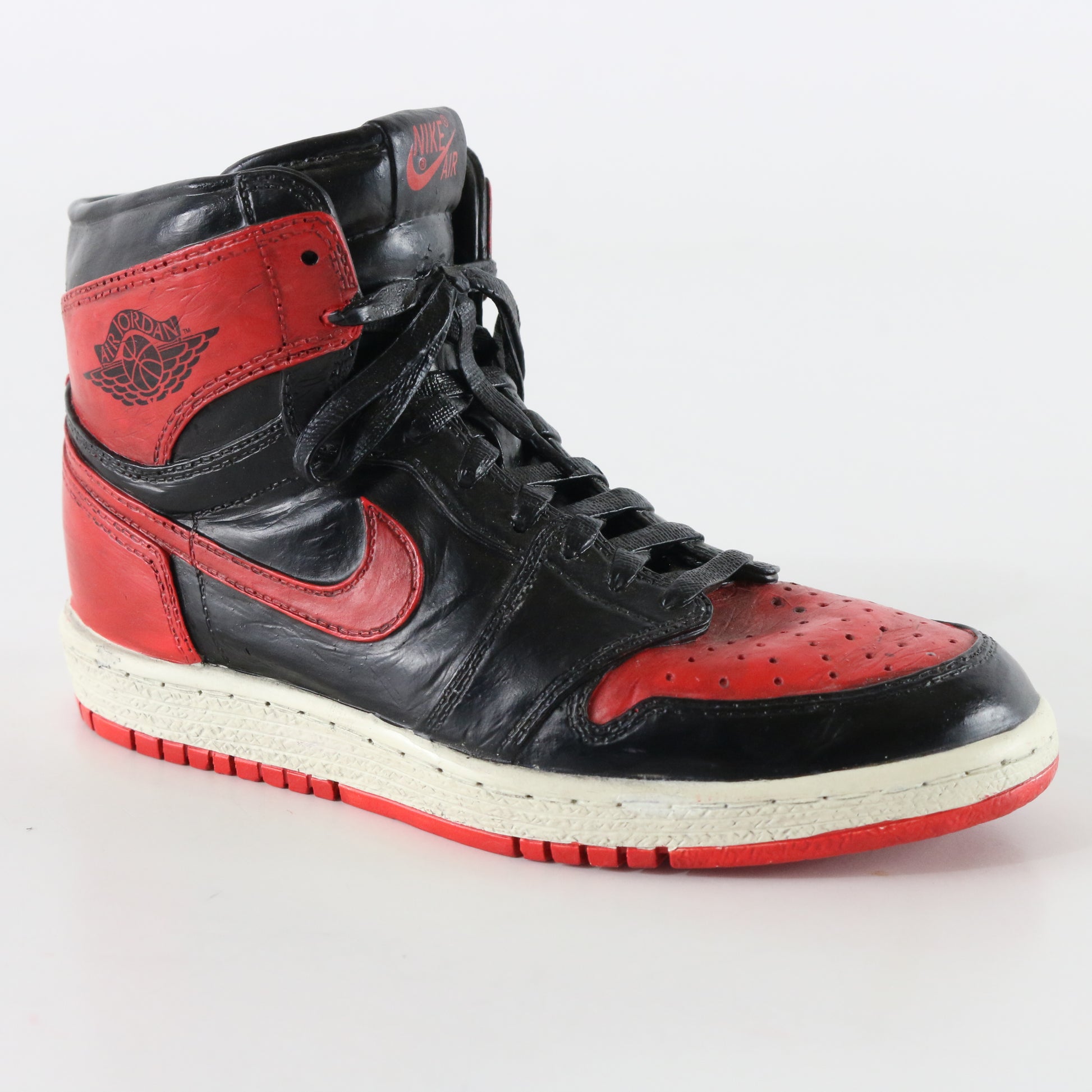 Nike Air Jordan 1 Retro Bred High Ceramic Shoe