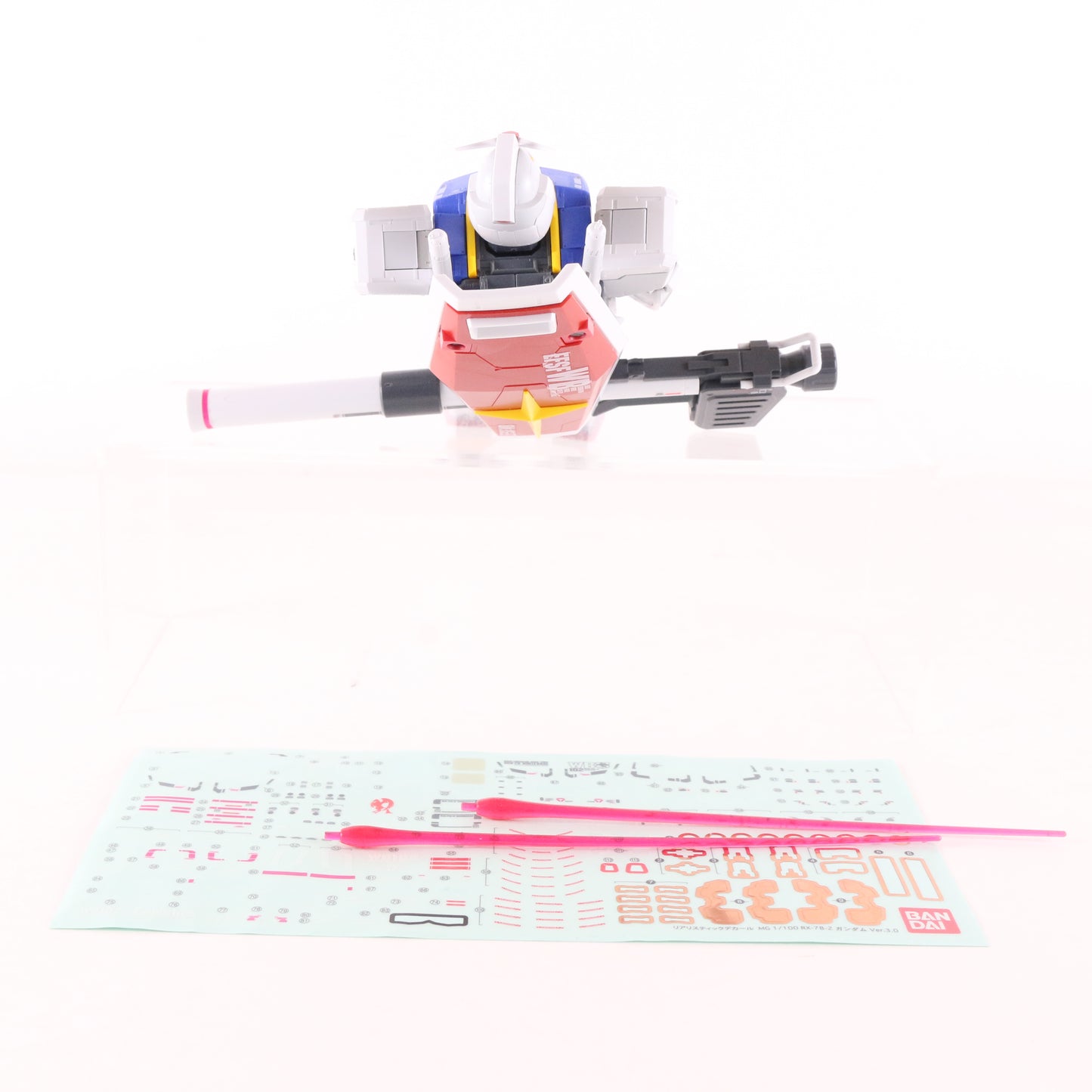 Gundam MG RX-78-2 3.0 Mobile Suit Bandai 1/100 Built Model W/ Instruction Decals