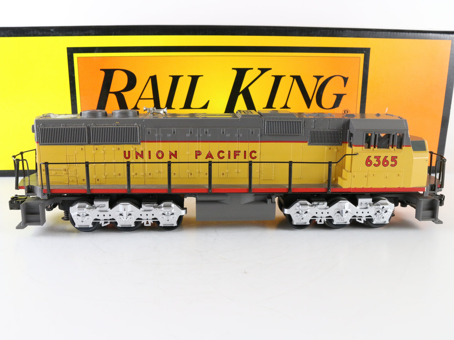 MTH Rail King O Union Pacific UP 6365 SD60m Diesel Locomotive Engine 30-2117-1