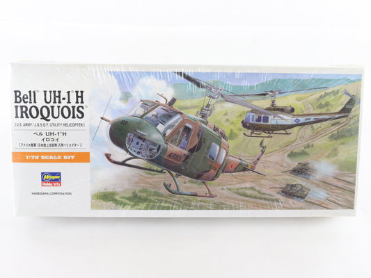 UH-1 H Iroquois Utility Helicopter Bell Hasegawa 1:72 00141 Sealed Military Kit