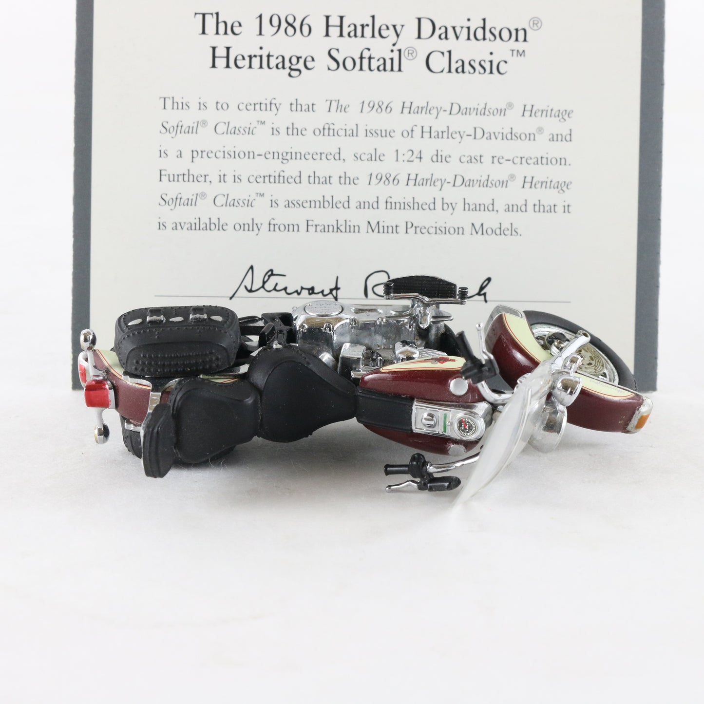 1986 Harley Davidson Heritage Softail Classic Franklin Mint 1:24 Motorcycle