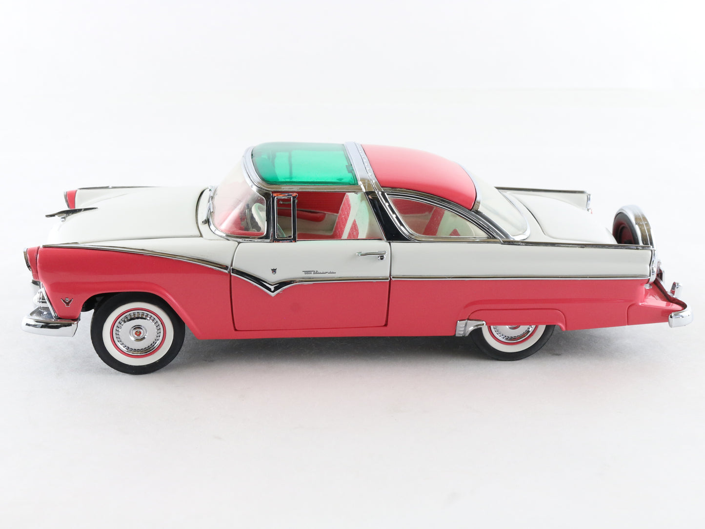 1955 Ford Crown Victoria Pink White Franklin Mint 1:24 Model Car
