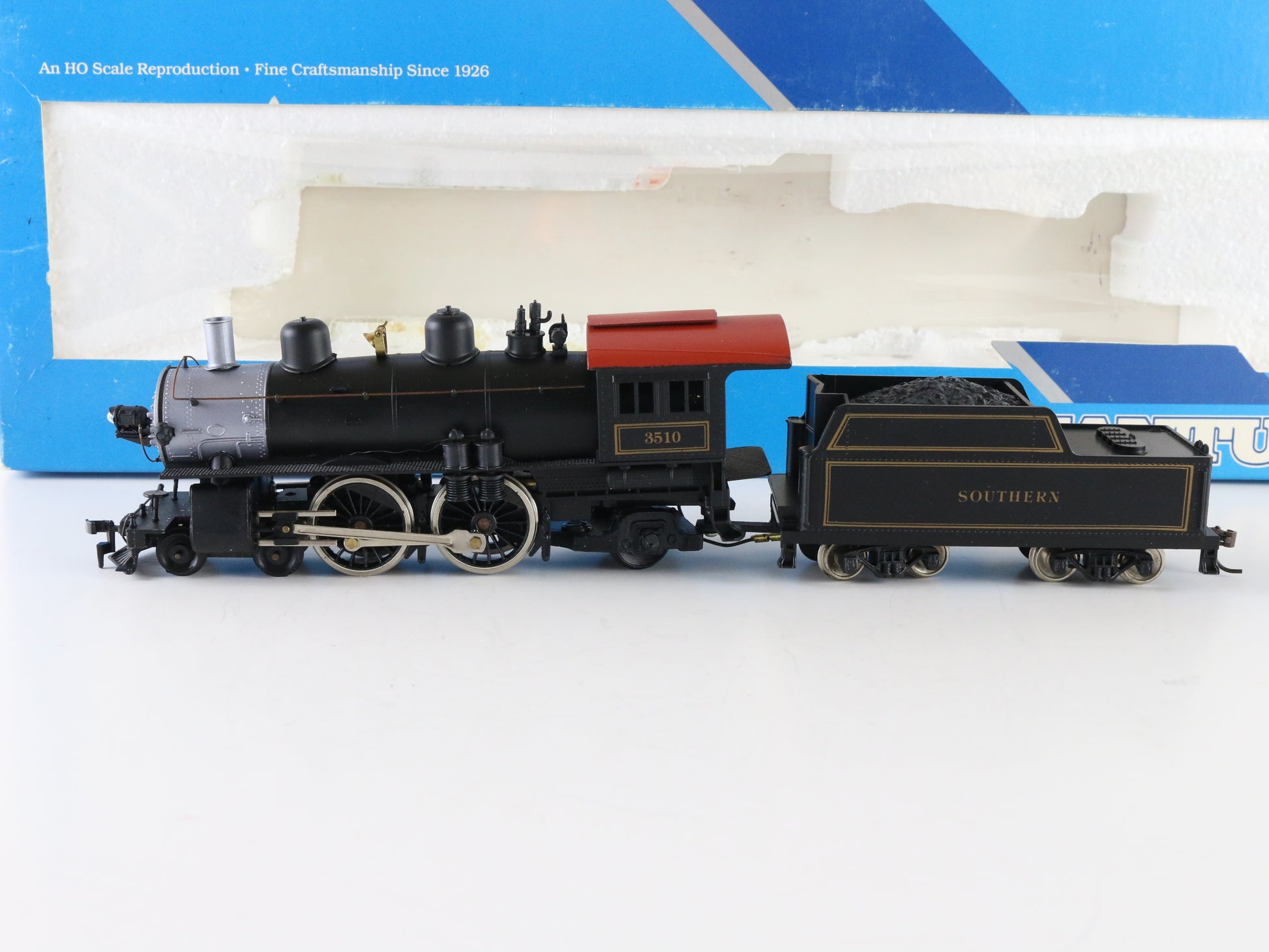 Mantua HO Southern 3510 Atlantic 4-4-2 Steam Locomotive and Tender