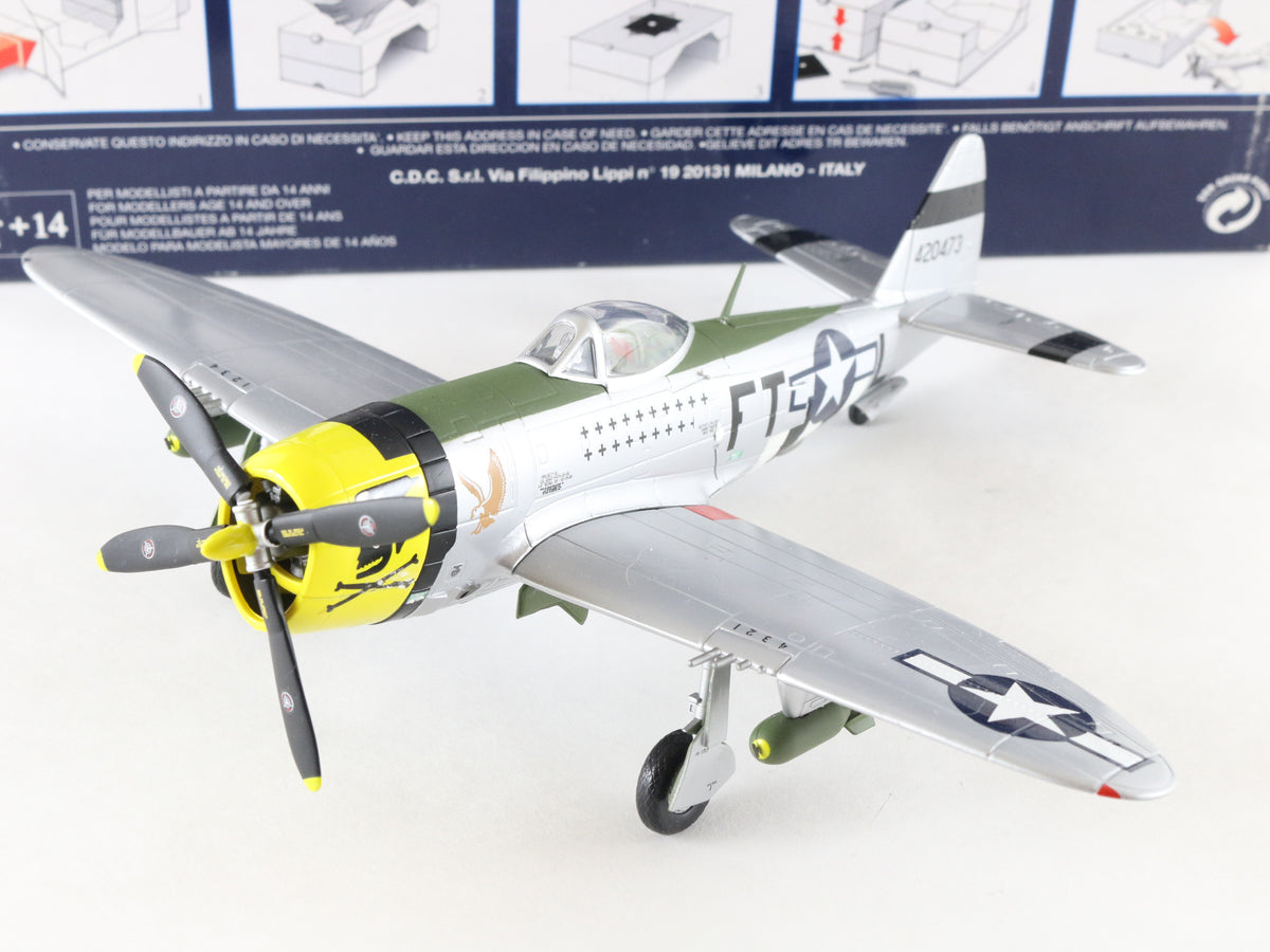 P-47 Thunderbolt Republic Fighter Plane USAAF WW2 Ace Armour 1:48 98147 Model