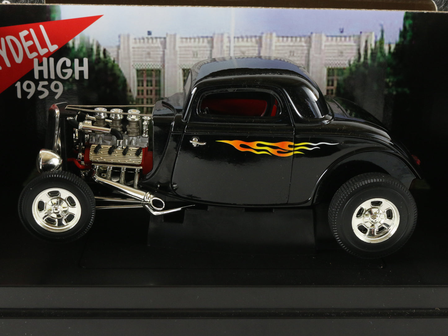 1934 '34 Ford Hot Rod Grease Movie American Muscle ERTL 1:18 Black +Flames 36602