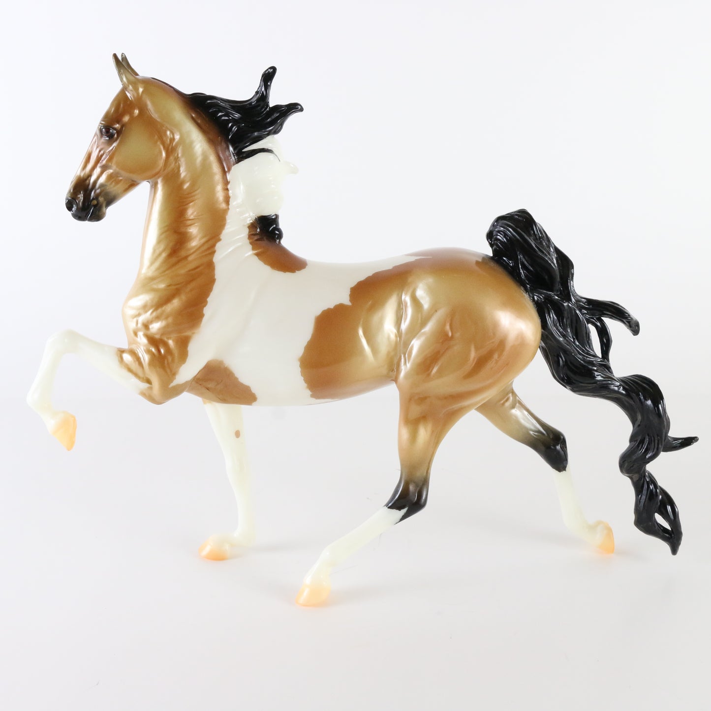 Breyer Stagecoach Surprise Hamilton Buckskin Tobiano Pinto Glossy BF 2023 Horse