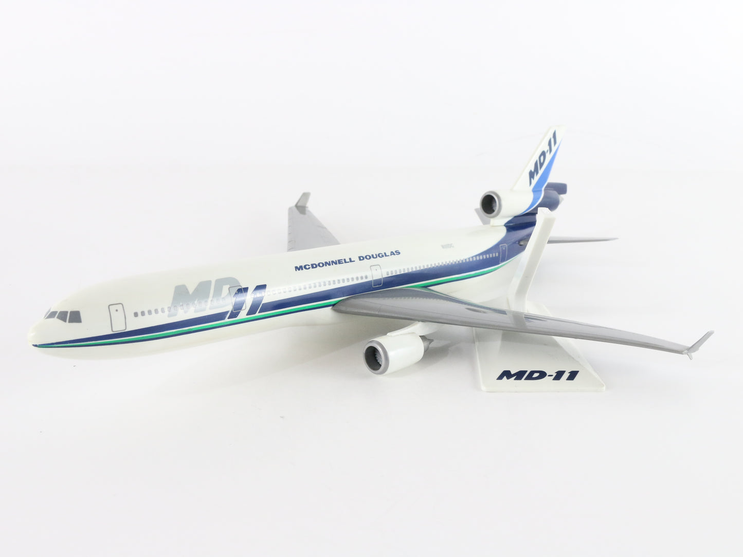 MD-11 McDonnell Douglas Commercial Jet Airplane Plastic 12.25 inch